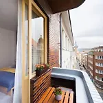 Beautiful Flat In City Center With Balcony