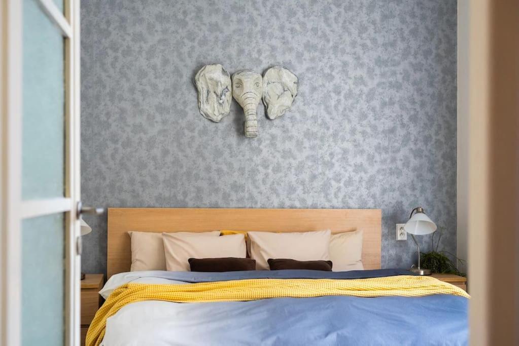Beautiful Flat In Center With Balcony Praga