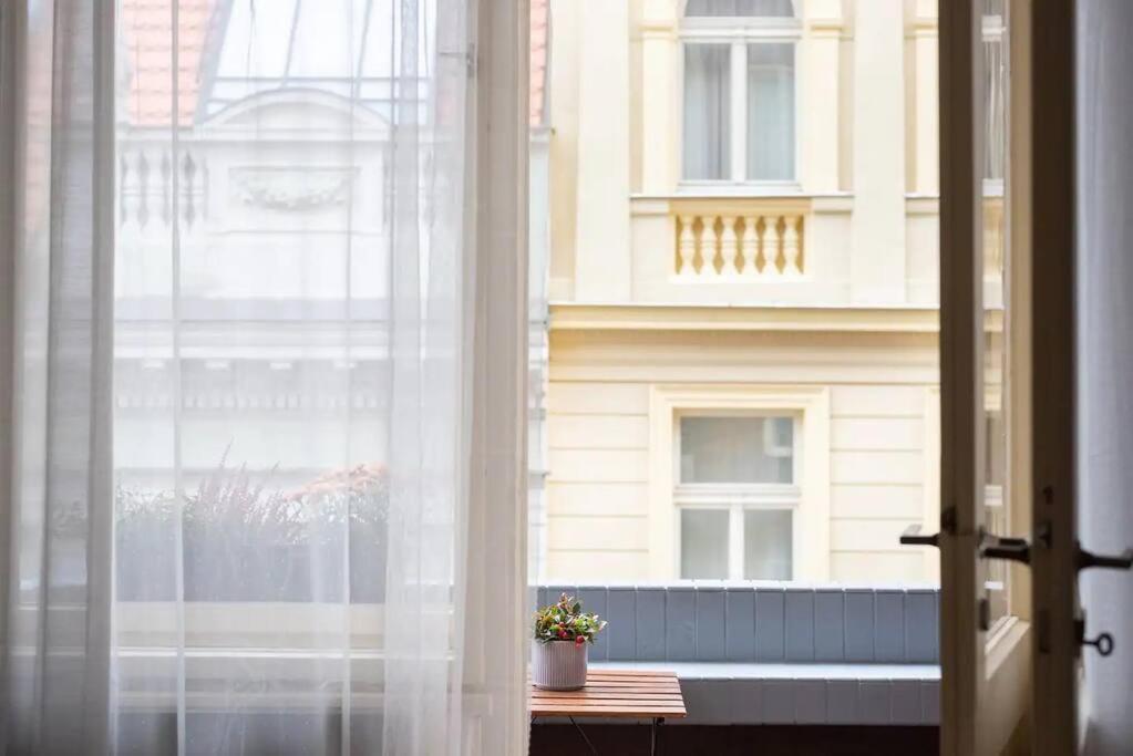 Beautiful Flat In Center With Balcony